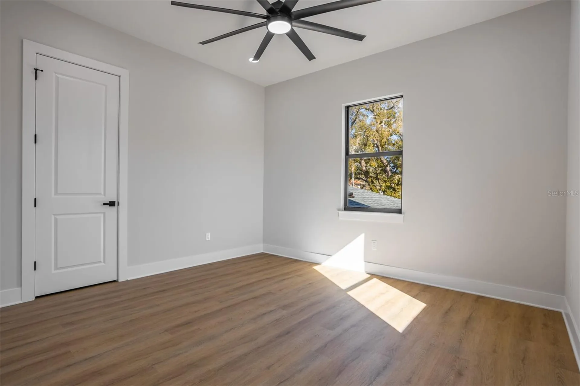 3215 W Price Avenue Tampa FL 33611