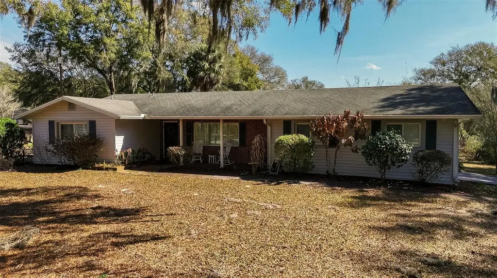 2259 S Spring Garden Avenue Deland FL 32720