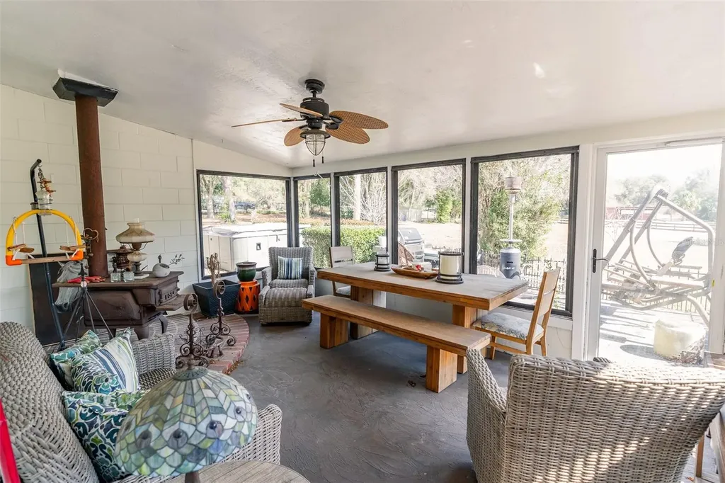 2259 S Spring Garden Avenue Deland FL 32720