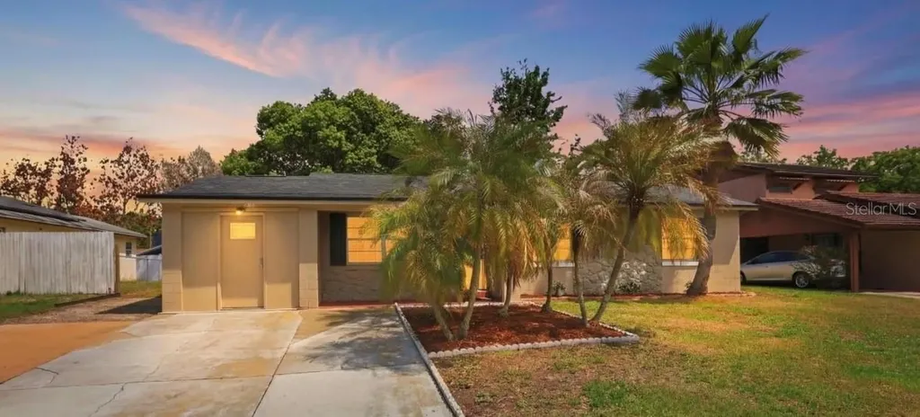 2483 Becky Sue Drive Orlando FL 32807
