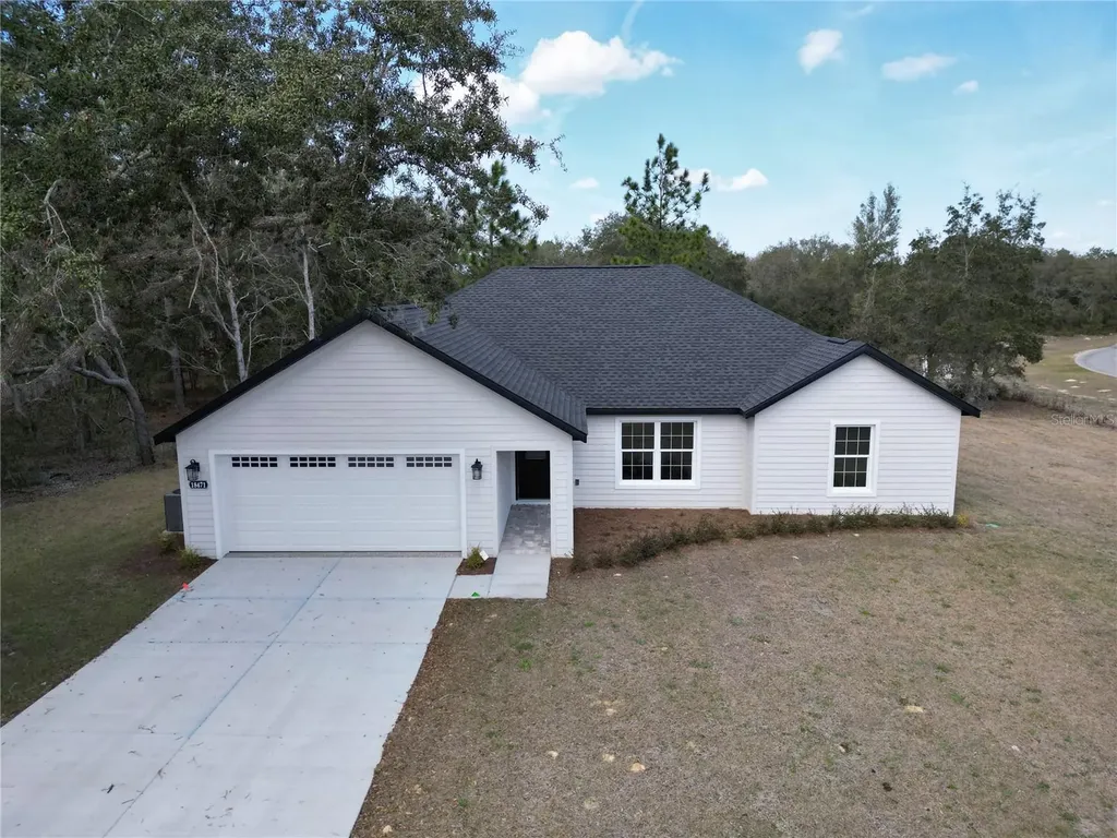 18471 SW 66 Loop Dunnellon FL 34432