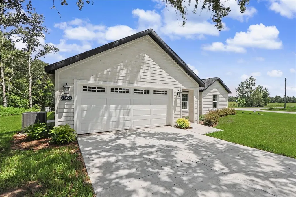 18471 SW 66 Loop Dunnellon FL 34432