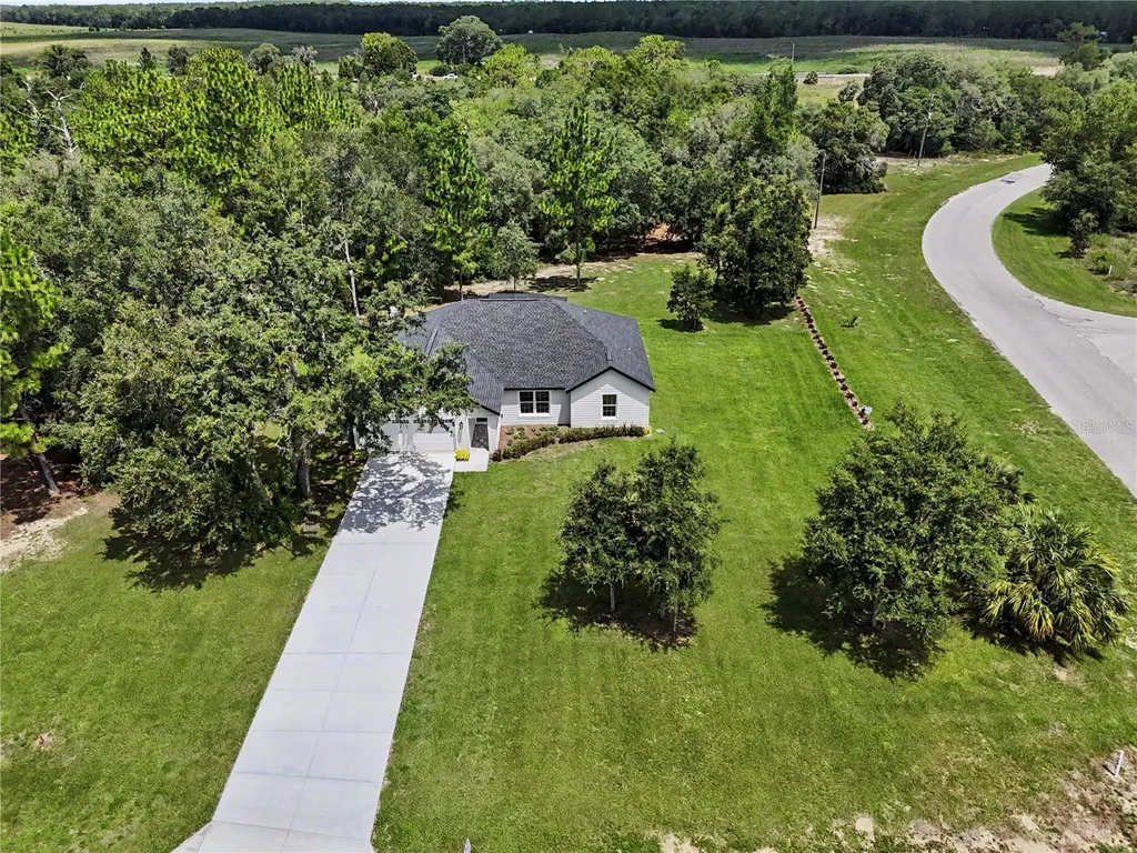 18471 SW 66 Loop Dunnellon FL 34432