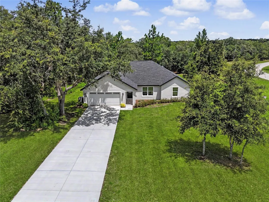 18471 SW 66 Loop Dunnellon FL 34432