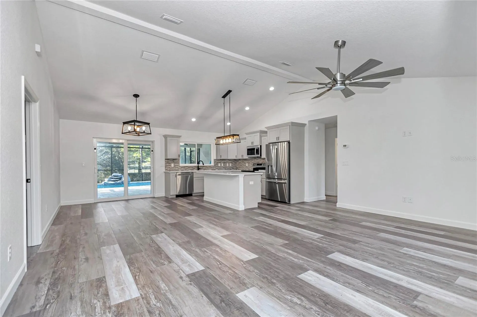 18471 SW 66 Loop Dunnellon FL 34432