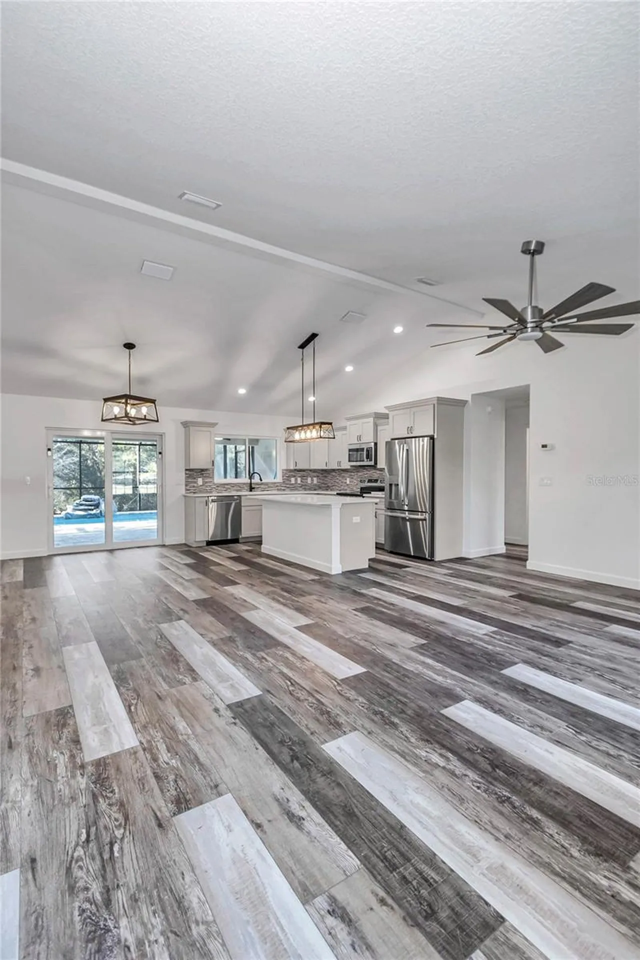 18471 SW 66 Loop Dunnellon FL 34432