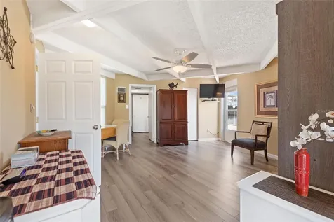 1217 Club Circle Lakeshore FL 33854