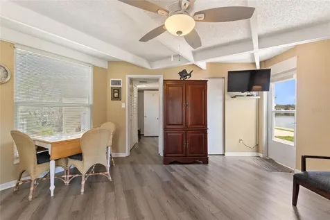 1217 Club Circle Lakeshore FL 33854