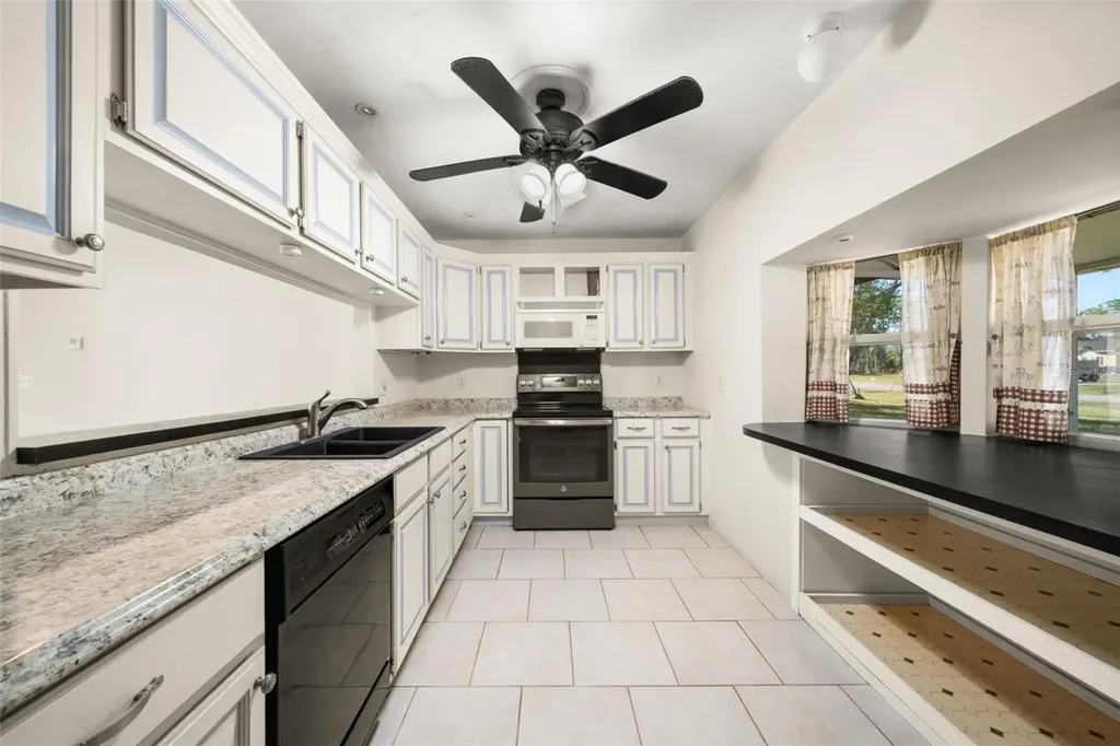 1273 Woodbury Avenue Sebring FL 33875