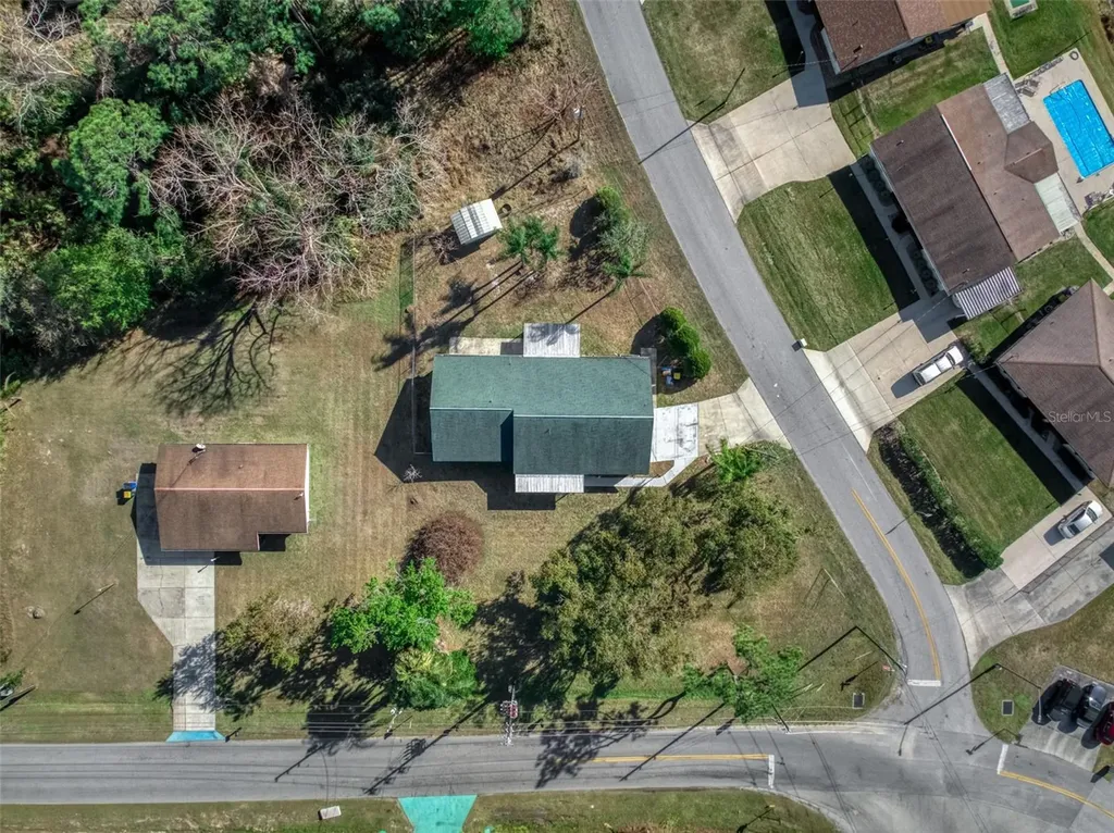 1273 Woodbury Avenue Sebring FL 33875
