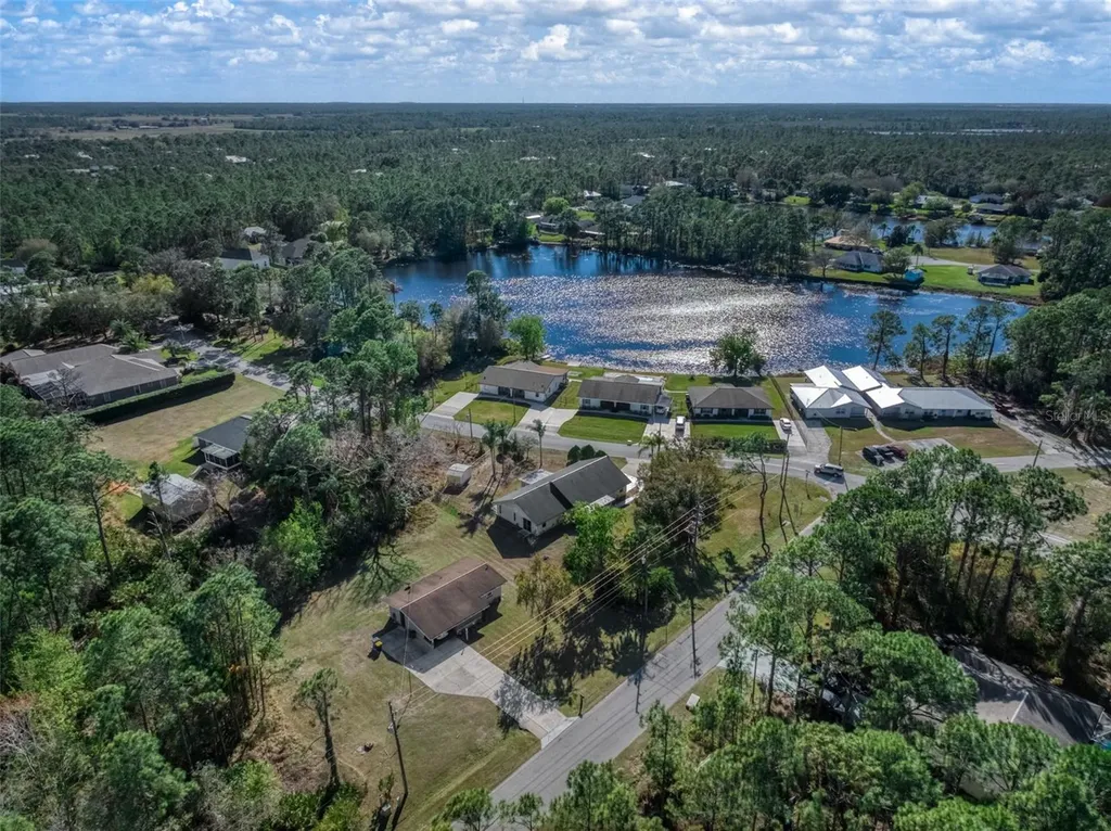 1273 Woodbury Avenue Sebring FL 33875