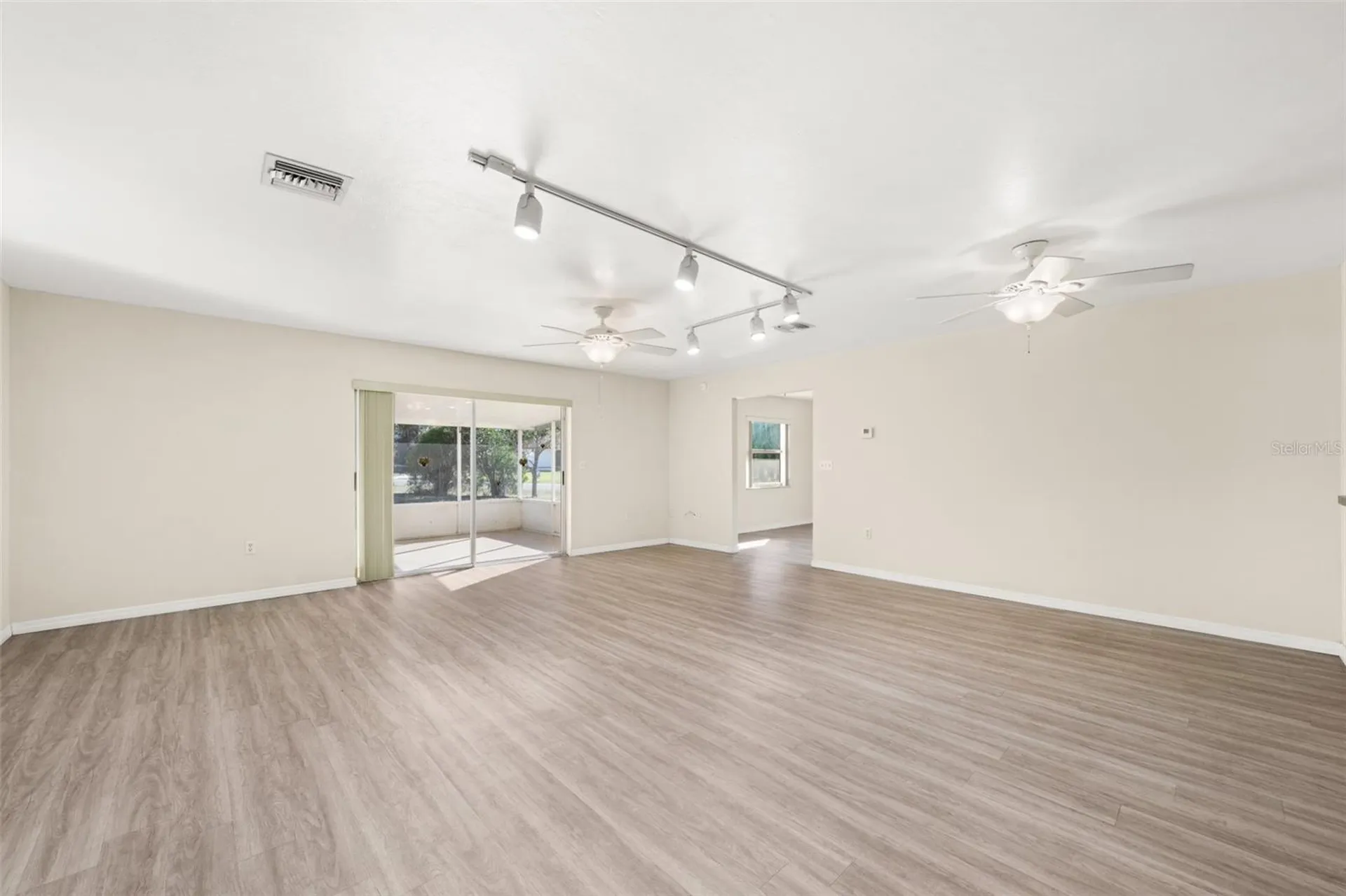 1273 Woodbury Avenue Sebring FL 33875