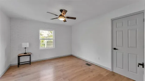 303 Clayton Road Auburndale FL 33823