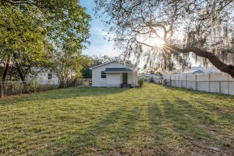 303 Clayton Road Auburndale FL 33823