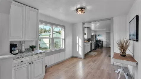 303 Clayton Road Auburndale FL 33823