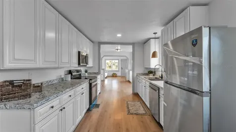 303 Clayton Road Auburndale FL 33823
