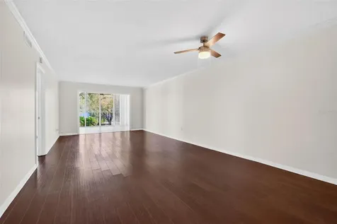 90 S Highland Avenue Tarpon Springs FL 34689