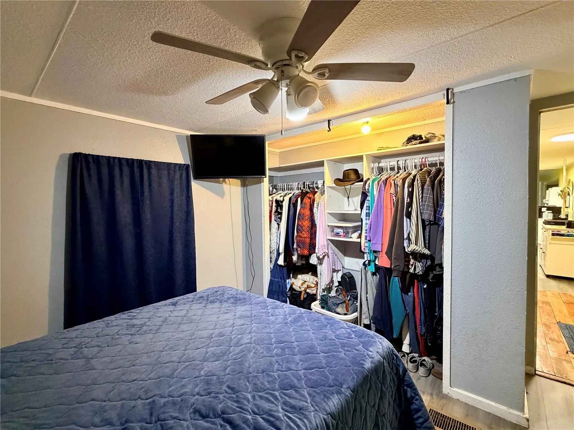 498 King Charles Circle Deland FL 32724