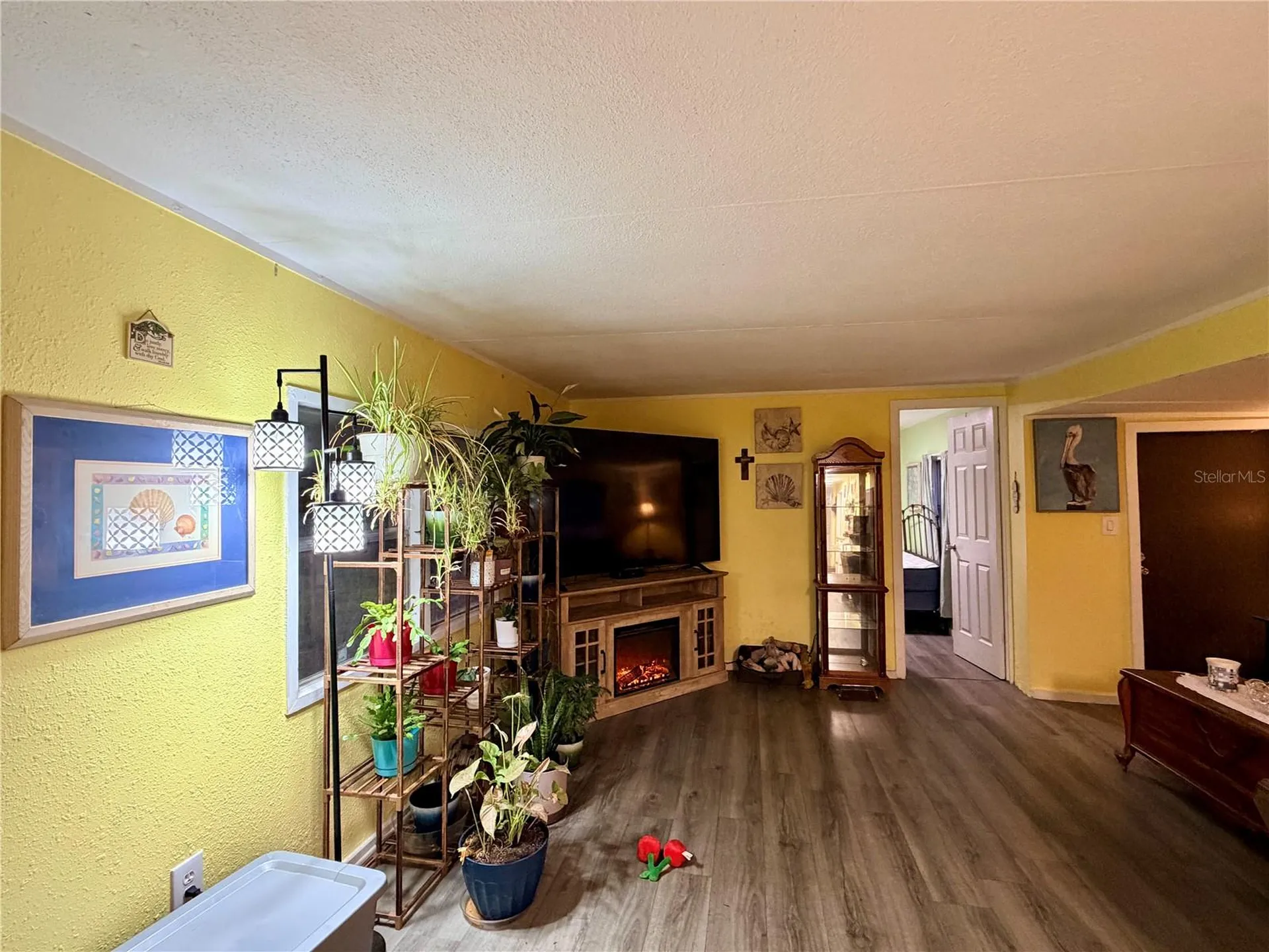 498 King Charles Circle Deland FL 32724