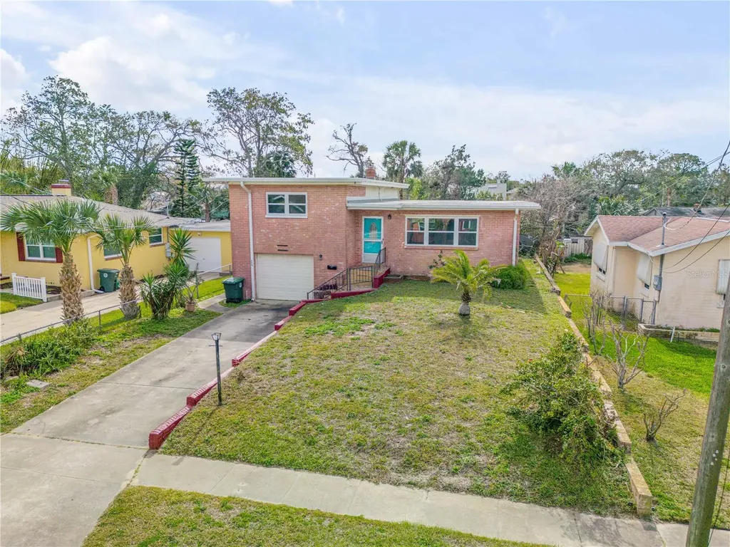 256 Morningside Avenue Daytona Beach FL 32118