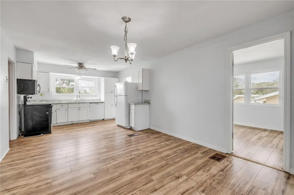 256 Morningside Avenue Daytona Beach FL 32118
