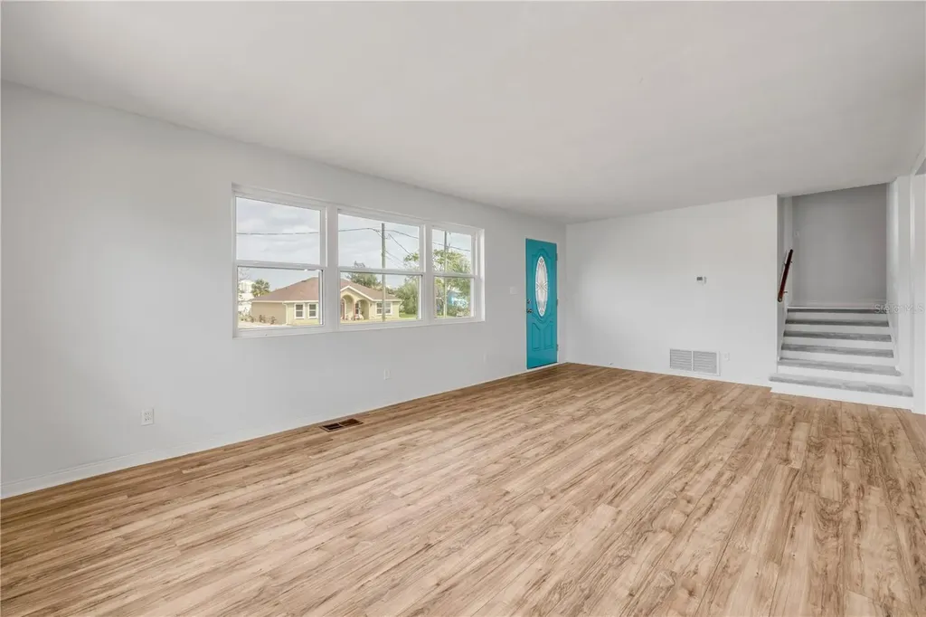 256 Morningside Avenue Daytona Beach FL 32118