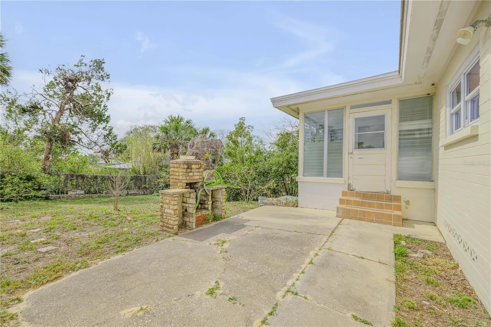 256 Morningside Avenue Daytona Beach FL 32118