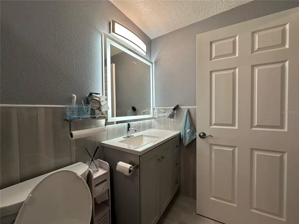 5554 Metrowest Boulevard Orlando FL 32811