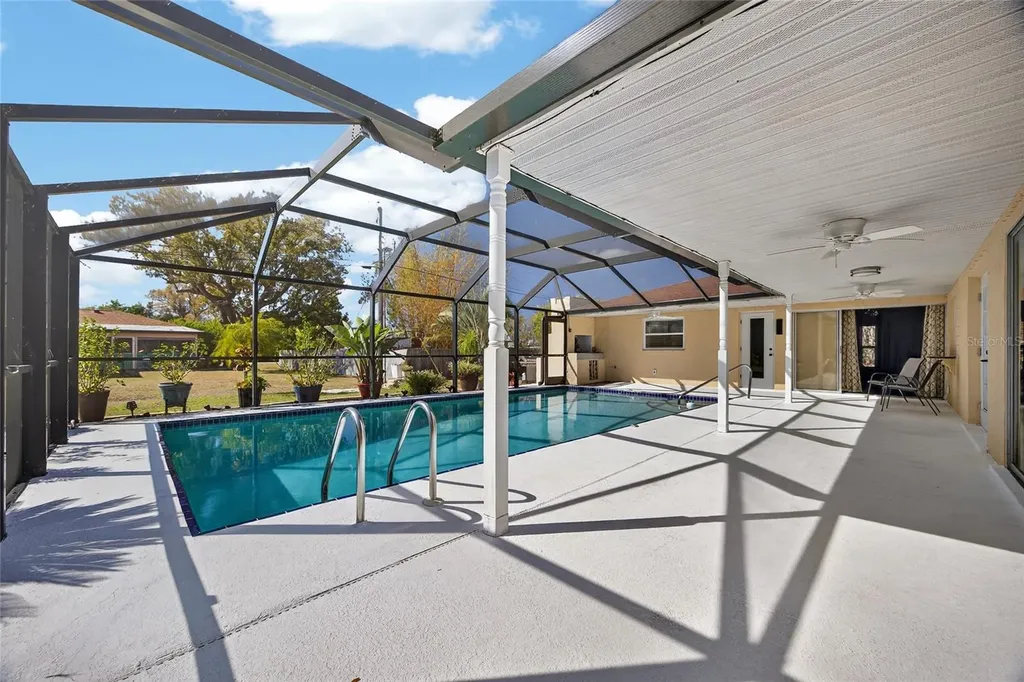 441 Chestnut Avenue NW Port Charlotte FL 33952