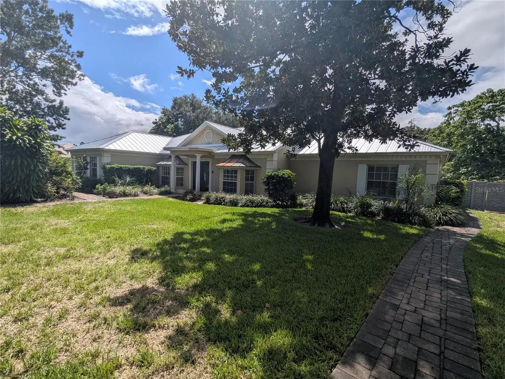 8052 Oak Park Road Orlando FL 32819