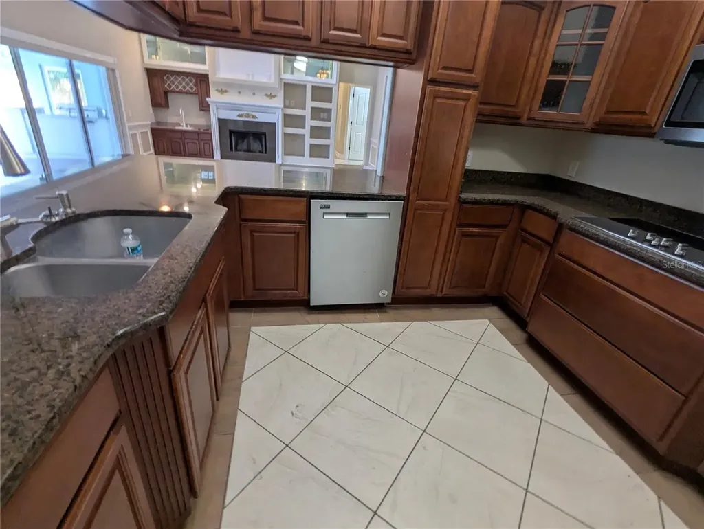 8052 Oak Park Road Orlando FL 32819