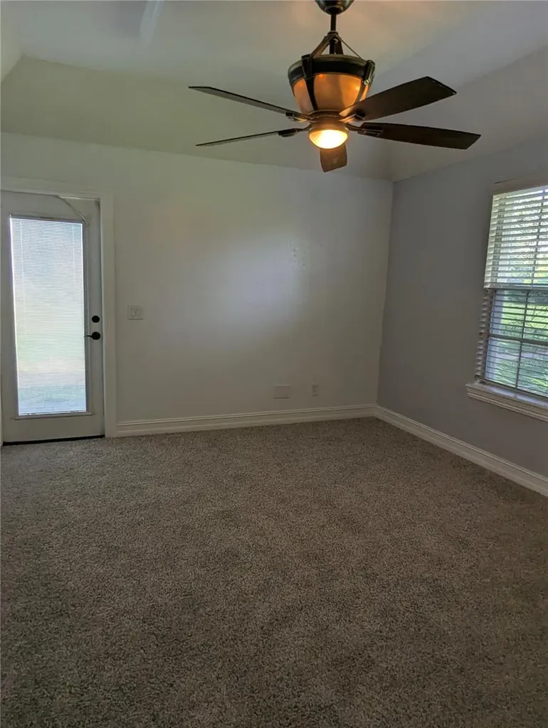 8052 Oak Park Road Orlando FL 32819