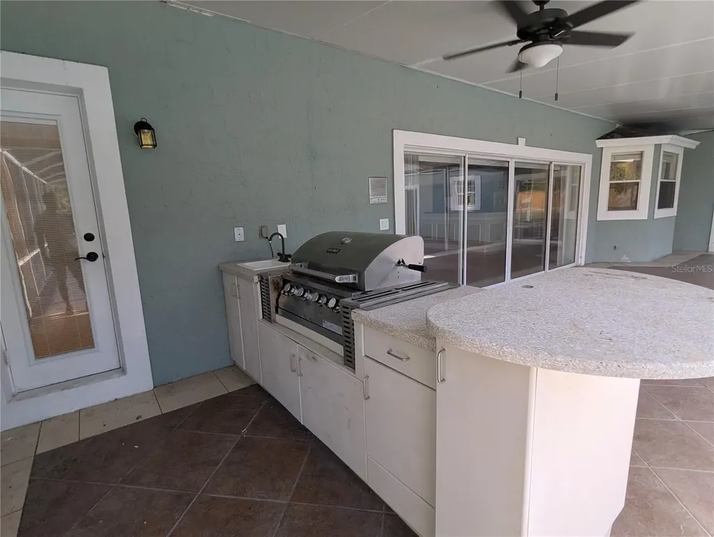 8052 Oak Park Road Orlando FL 32819
