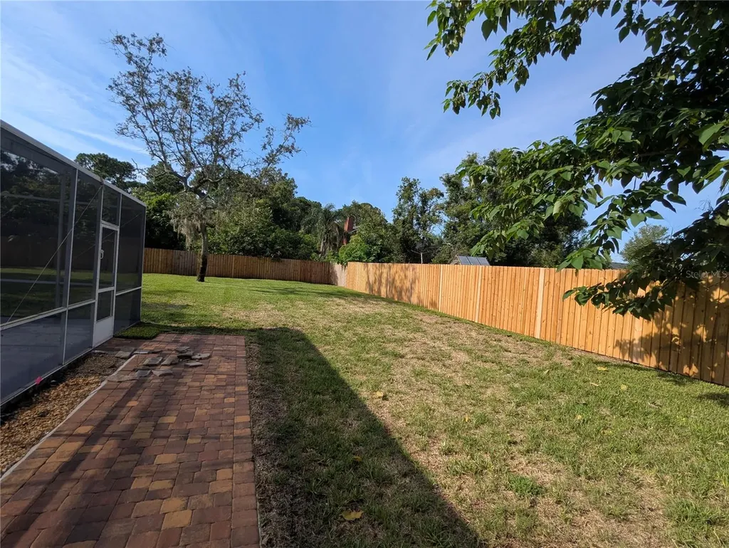 8052 Oak Park Road Orlando FL 32819