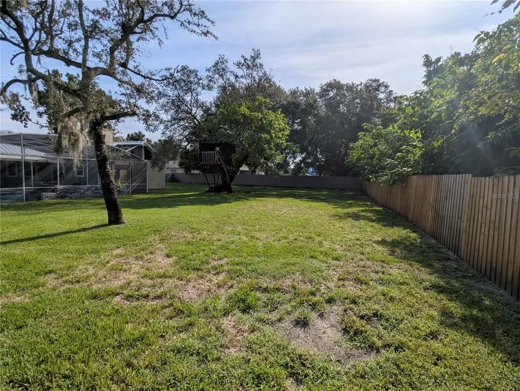 8052 Oak Park Road Orlando FL 32819