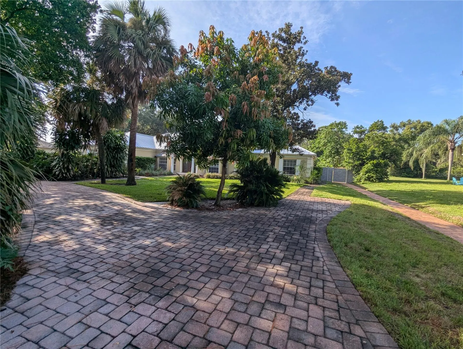 8052 Oak Park Road Orlando FL 32819