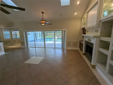 8052 Oak Park Road Orlando FL 32819