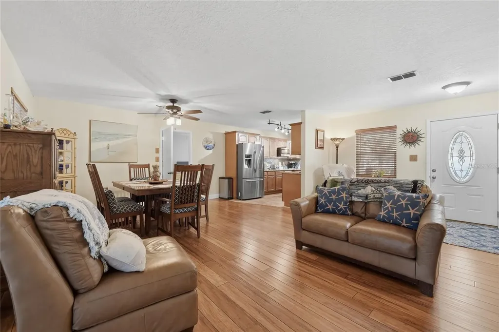 2670 Reagan Lane Kissimmee FL 34744