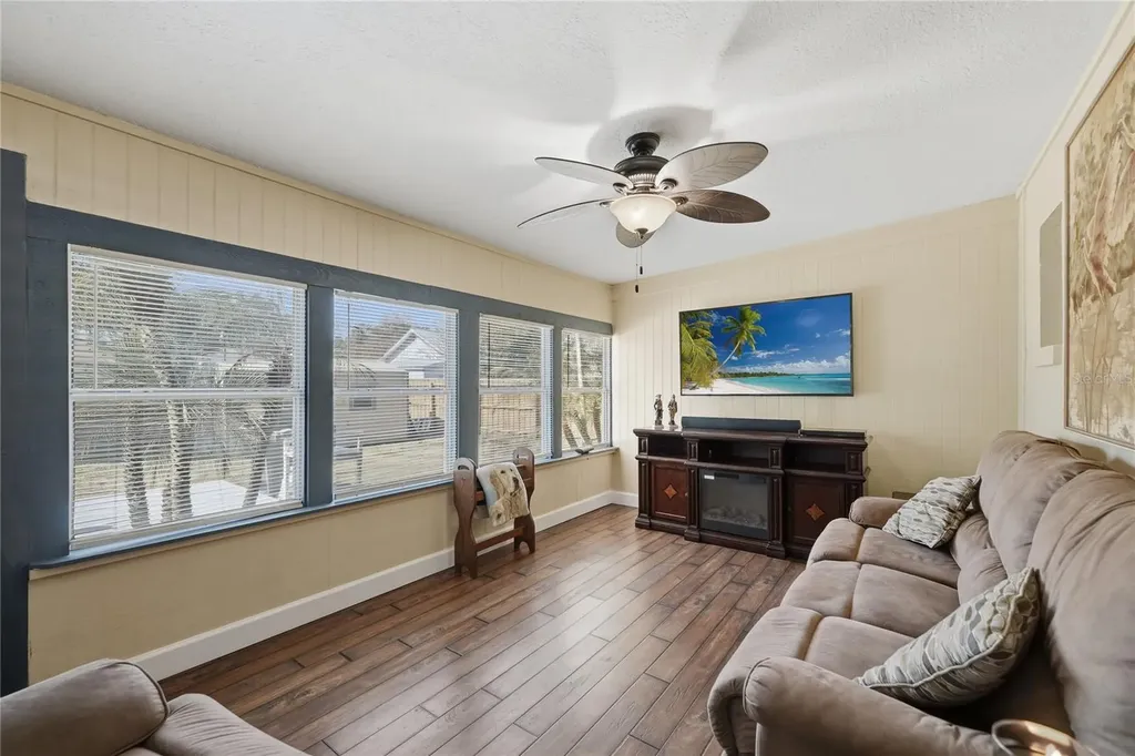 2670 Reagan Lane Kissimmee FL 34744