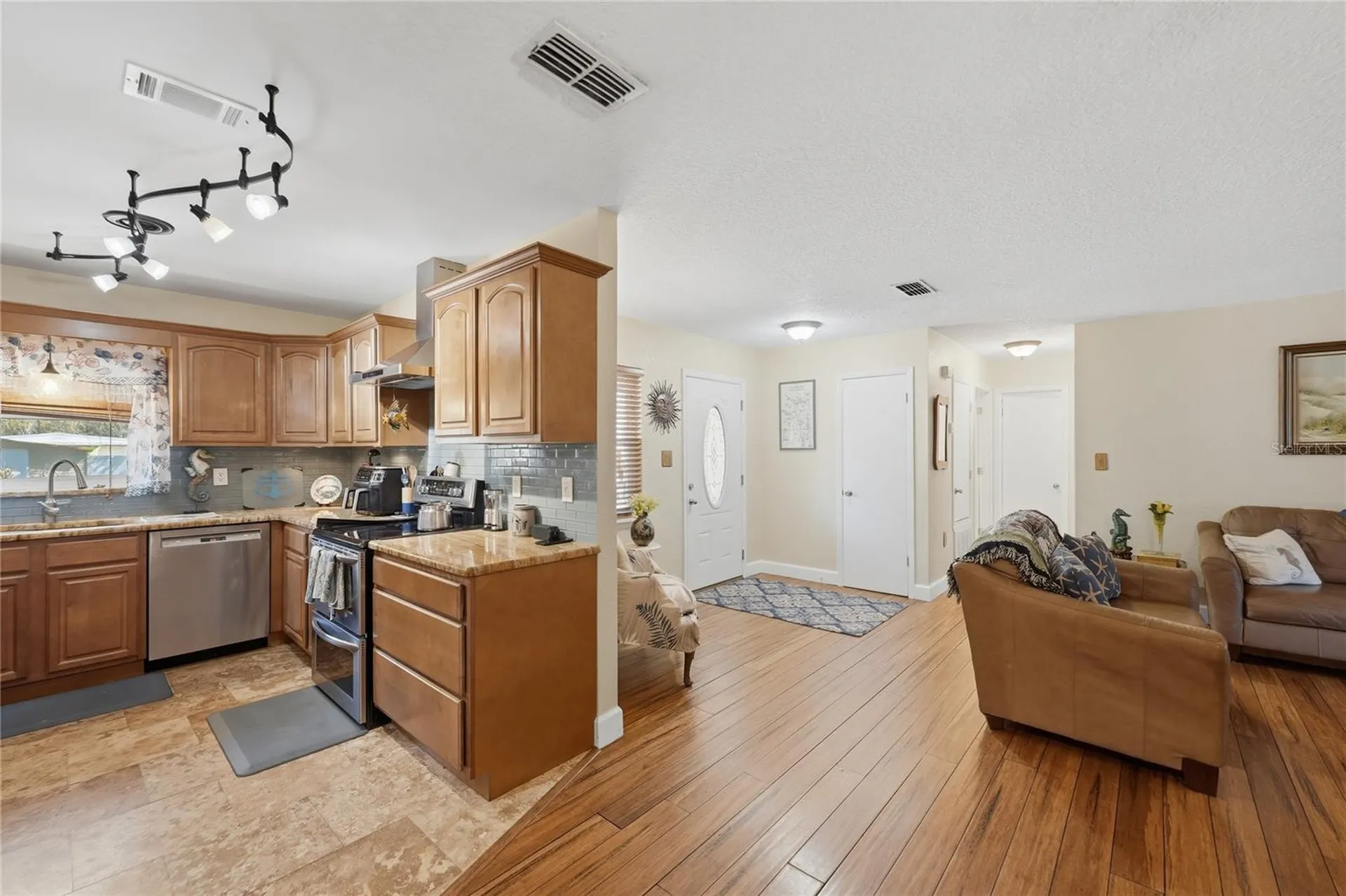 2670 Reagan Lane Kissimmee FL 34744