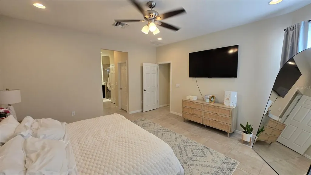 5729 Sunflower Circle Sarasota FL 34238