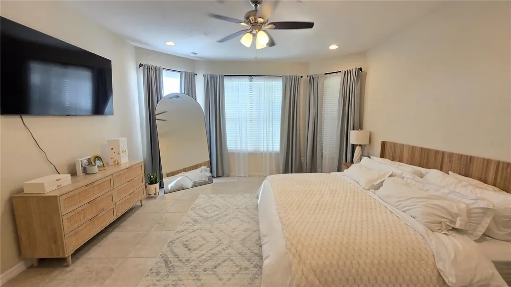 5729 Sunflower Circle Sarasota FL 34238