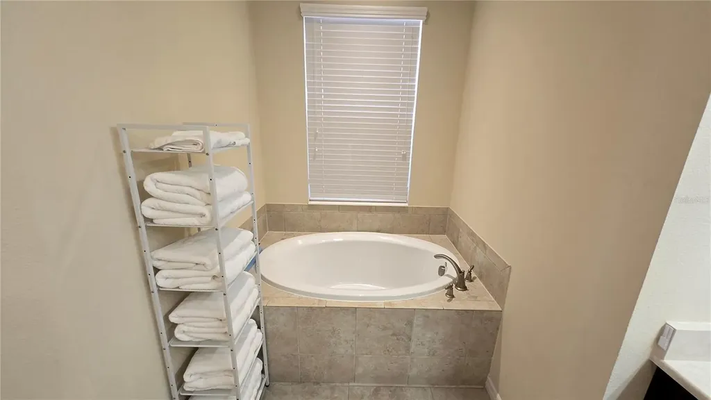 5729 Sunflower Circle Sarasota FL 34238