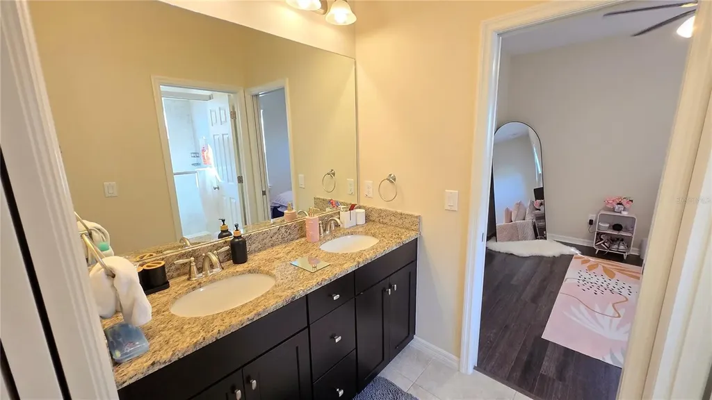 5729 Sunflower Circle Sarasota FL 34238
