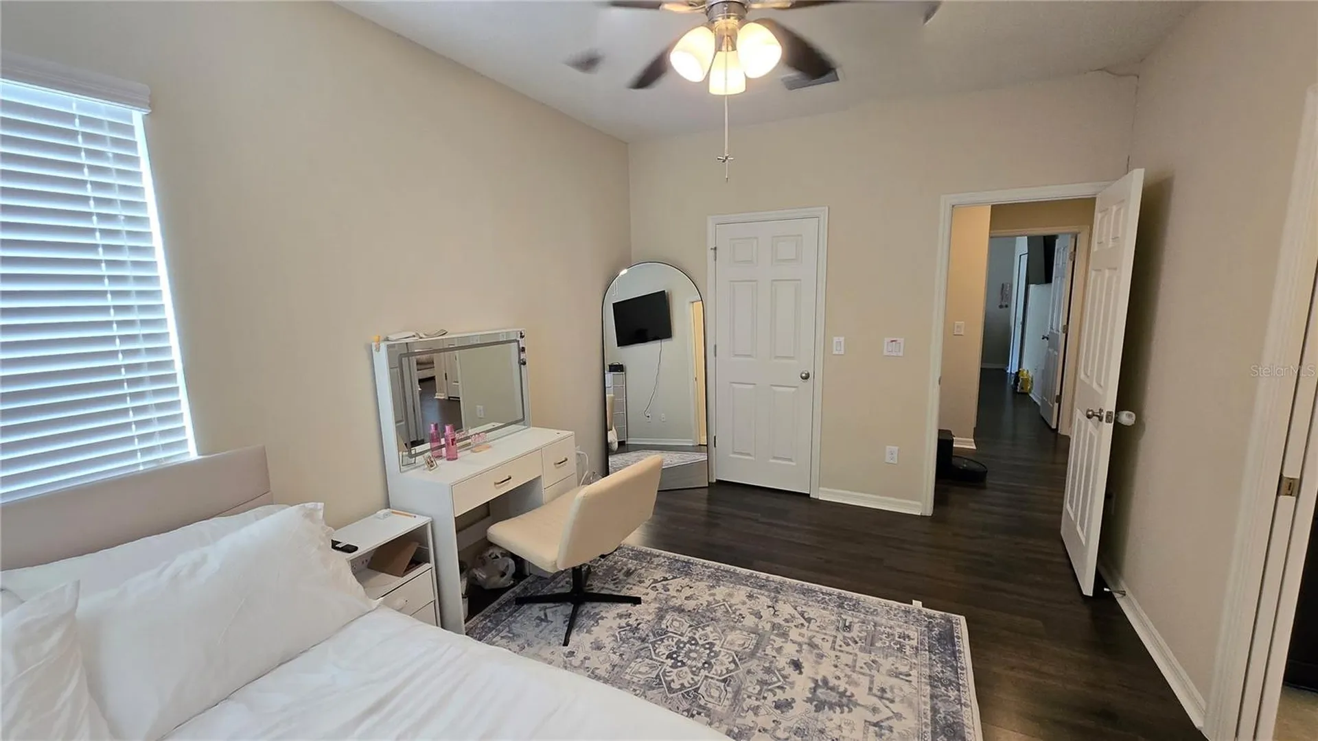 5729 Sunflower Circle Sarasota FL 34238