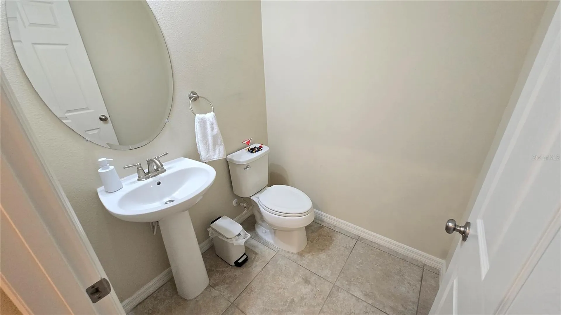 5729 Sunflower Circle Sarasota FL 34238