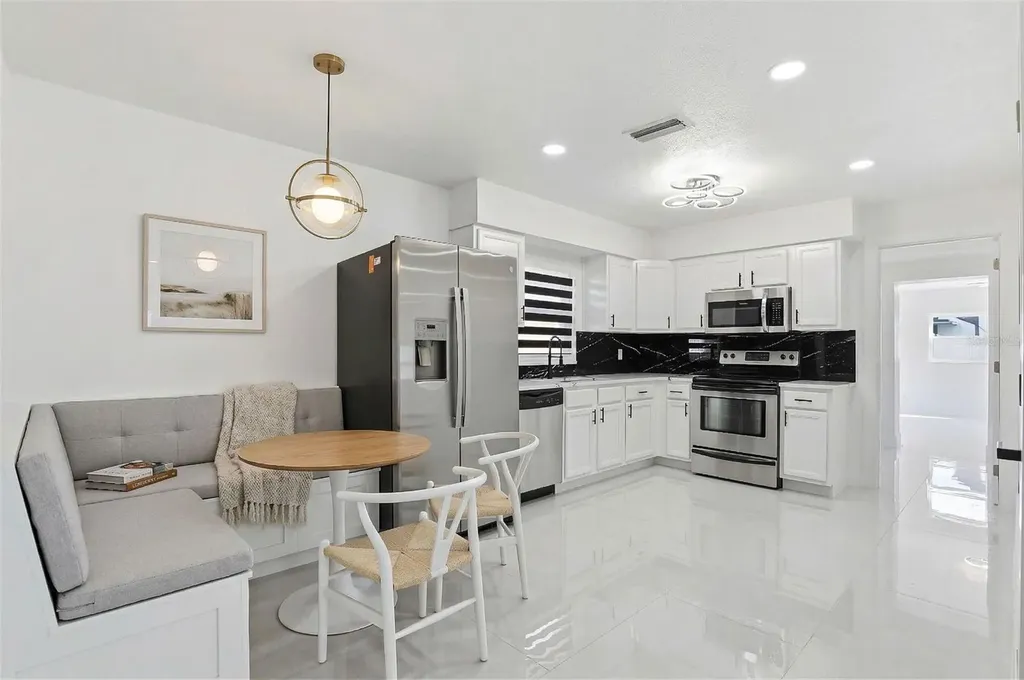 3216 W Beach Street Tampa FL 33607