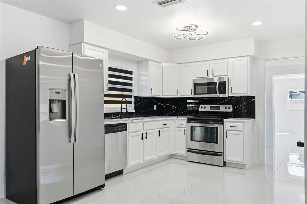 3216 W Beach Street Tampa FL 33607