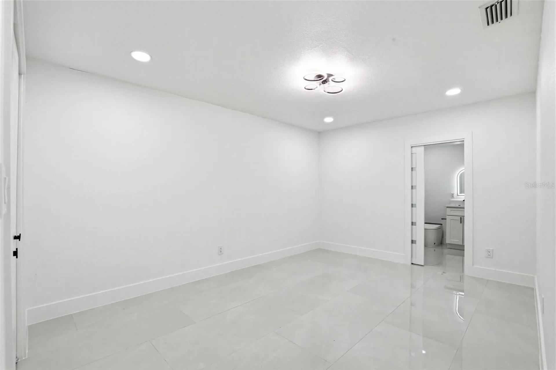 3216 W Beach Street Tampa FL 33607