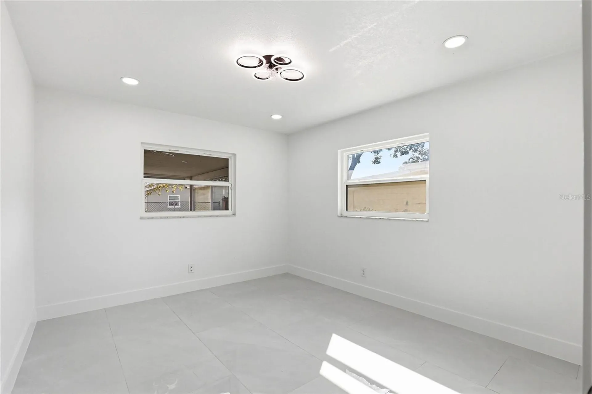 3216 W Beach Street Tampa FL 33607